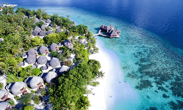maldives travel agent booking