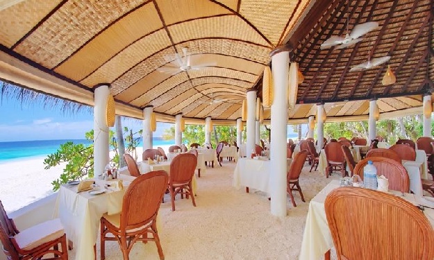 Angaga Island Resort & Spa